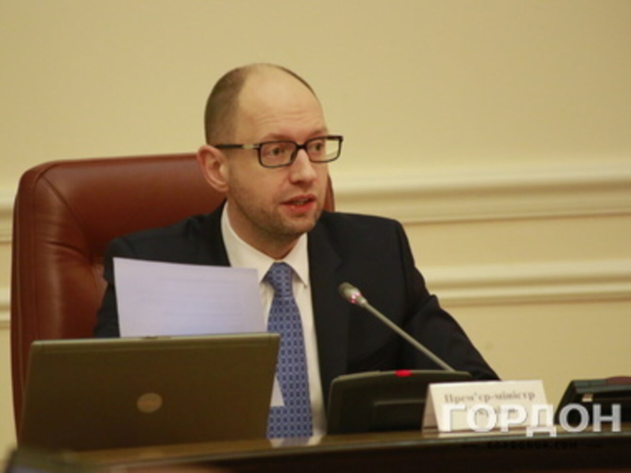 Яценюк откроет заседание Кабмина