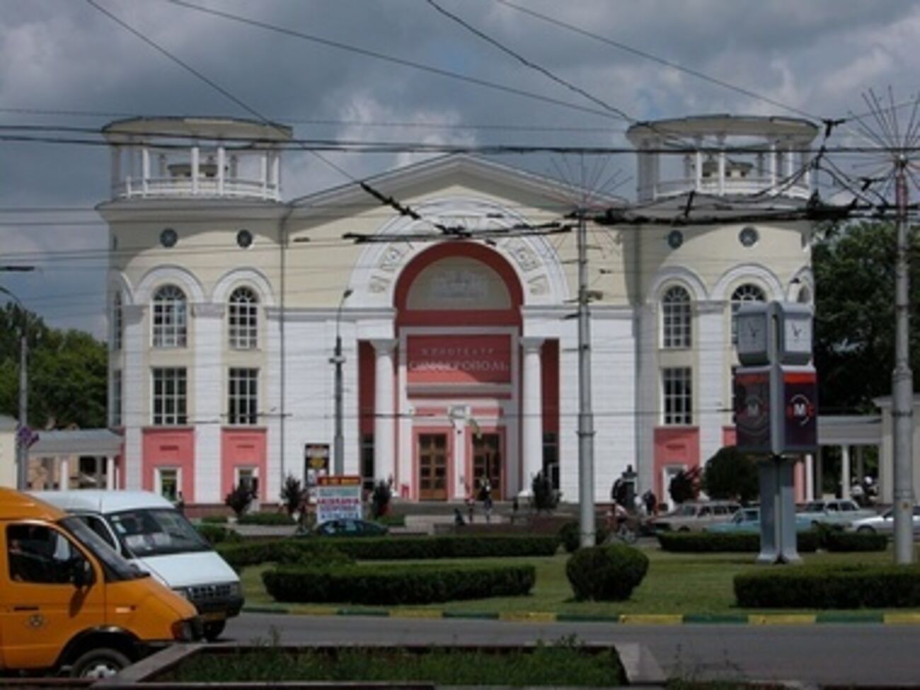 Во всех городах Крыма нет света, отключены магистральные линии связи, включая специальные, не работают светофоры