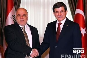 Иракский премьер Хайдер аль-Абади и премьер-министр Турции Ахмет Давутоглу