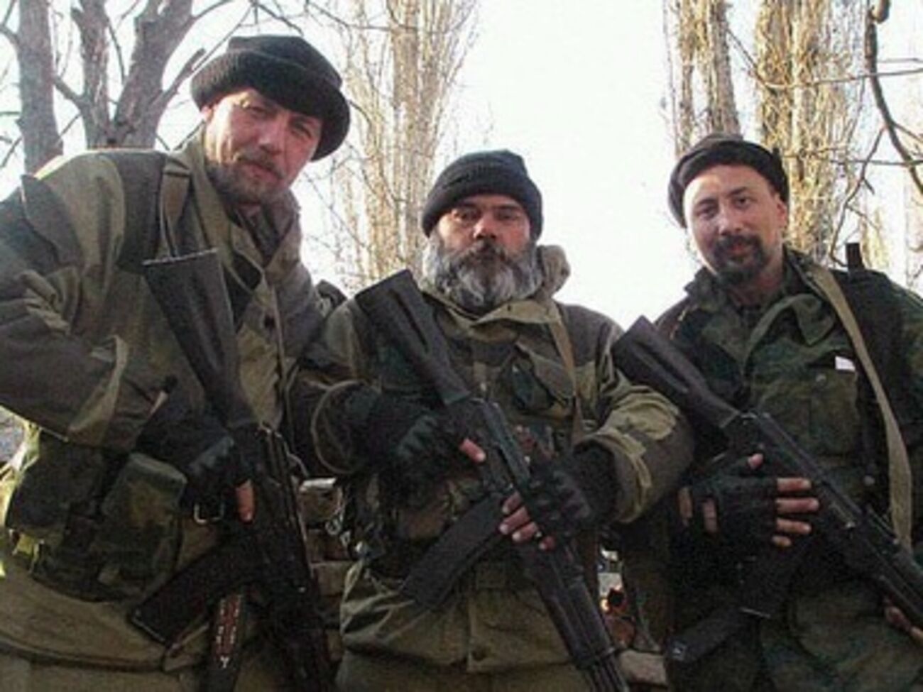 По данным Дмитрия Тымчука, "казаков" вывозят в Россию автобусами