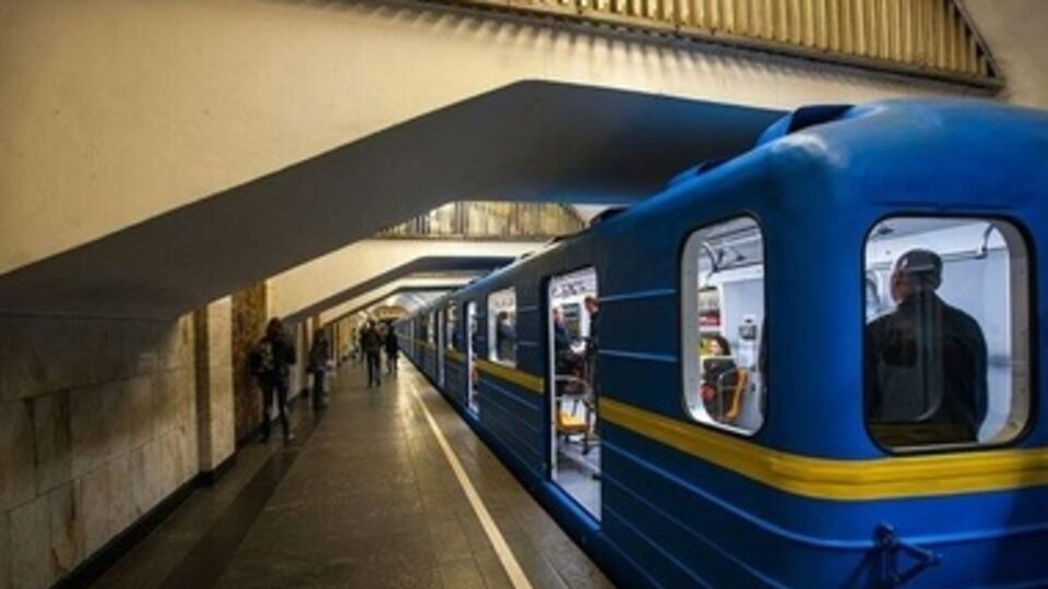 Метро будет работать почти до утра