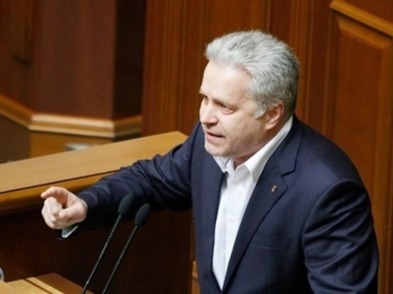 Свободовец Мирный: Даже Янык в прошлом году закладывал деньги на лечение детей с ДЦП, а сейчас говорят, чтоб искали на местах