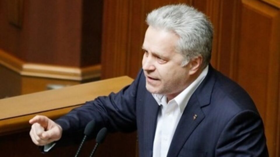 Свободовец Мирный: Даже Янык в прошлом году закладывал деньги на лечение детей с ДЦП, а сейчас говорят, чтоб искали на местах