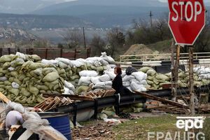 Крым оказался в осадном положении