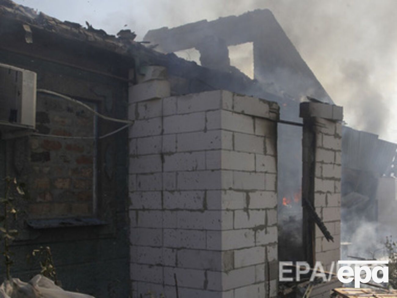 Обстрелы населенных пунктов на Донбассе не прекращаются&nbsp;