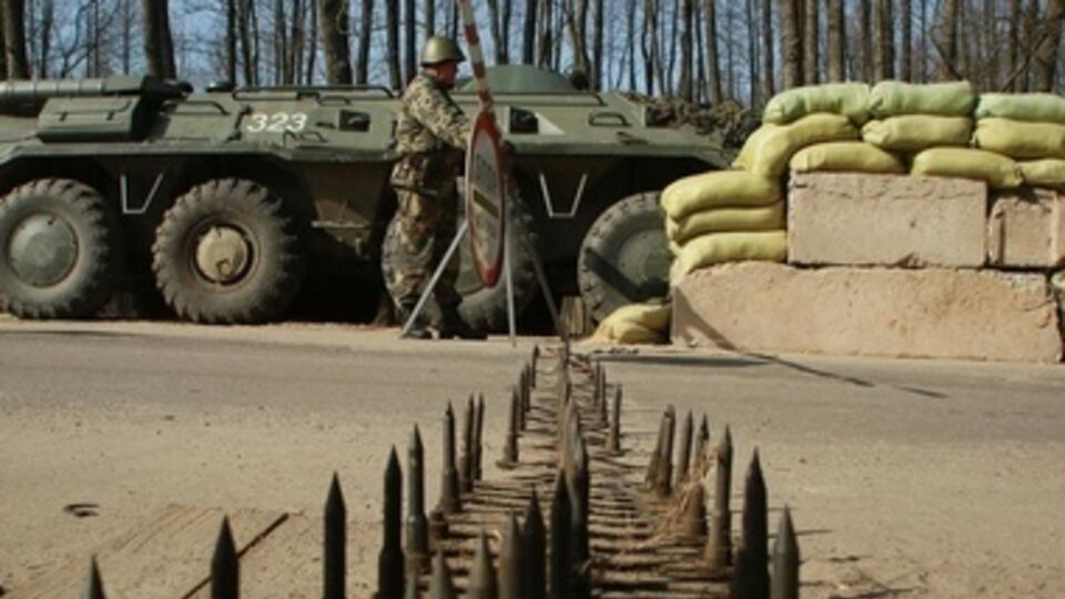 Террористы накапливают технику и боеприпасы