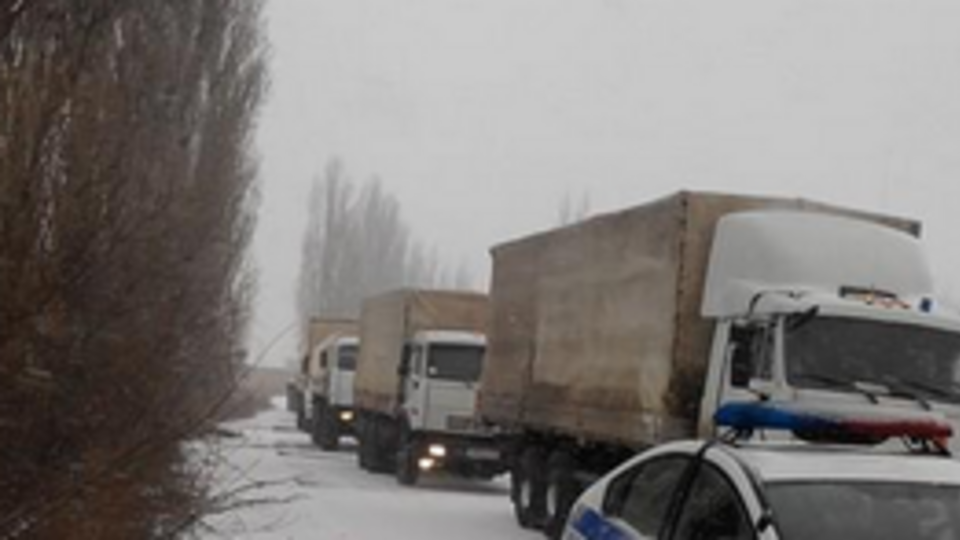 Колонна груза из Абхазии в сопровождении "полиции" ДНР