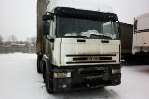 ГАИ просит автовладельцев не оставлять ночью автомобили на проезжей части, чтобы обеспечить беспрепятственную работу очистительной техники