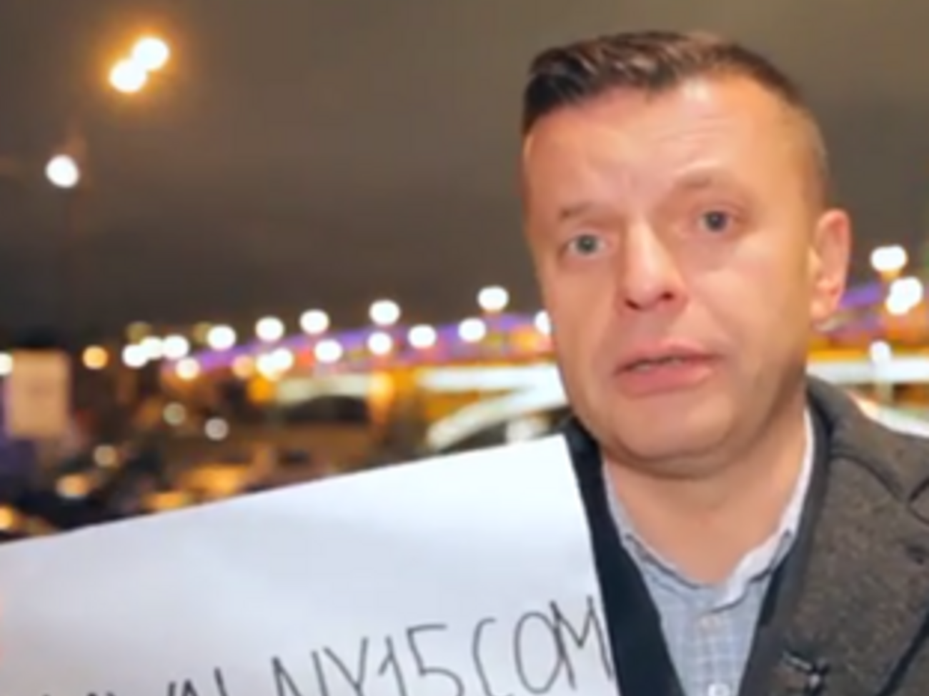 О случившемся сообщил на своей странице в Facebook Борис Акунин