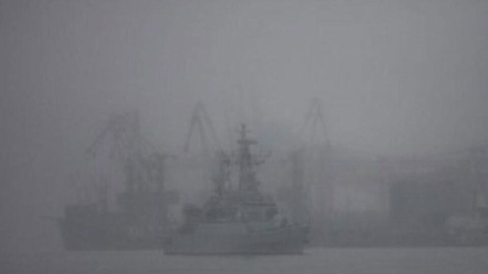 Керченская переправа снова закрыта из-за плохой погоды