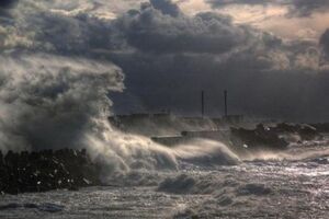 Погода опять отрезала Крым от России