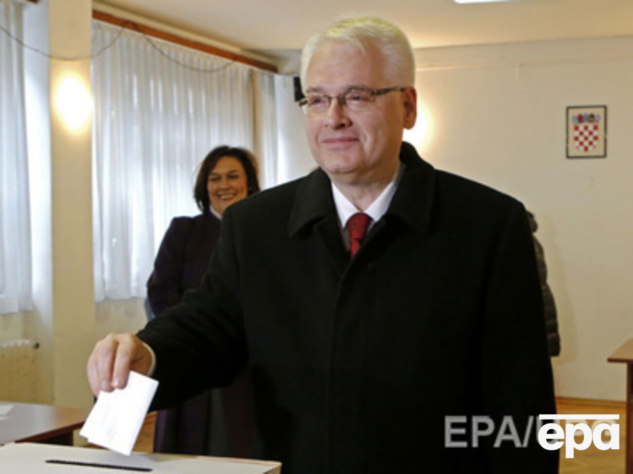 Лидером президентской гонки считается действующий президент Хорватии