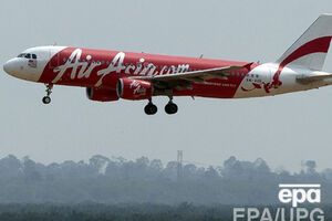 Эксперт Уильям Уолдок считает странными обстоятельства запроса, поскольку погодные условия смены маршрута не требовали