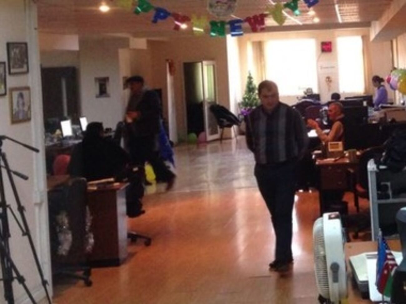 Сотрудники во время обыска 26 декабря