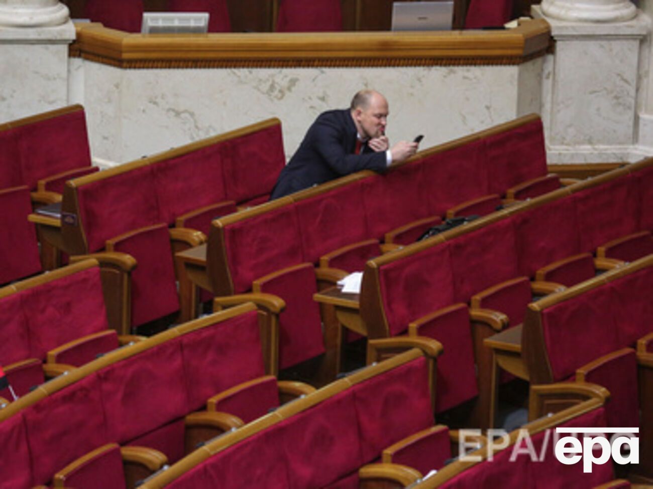 Рада должна продолжить работу в 2.30