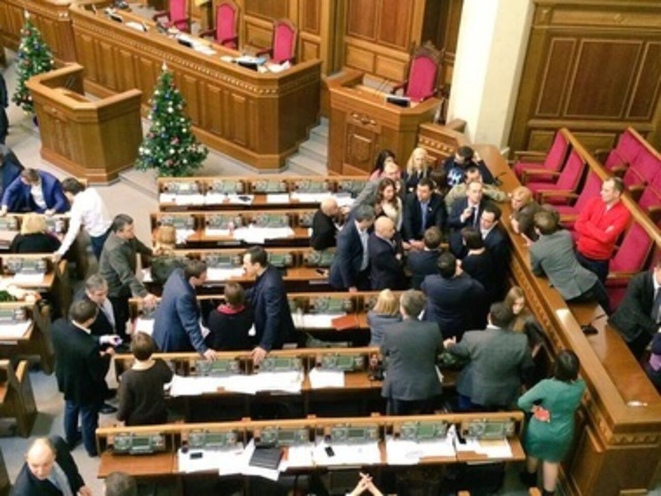 Нардепа от объединения "Самопомічь" предлагали перенести заседание на вечер