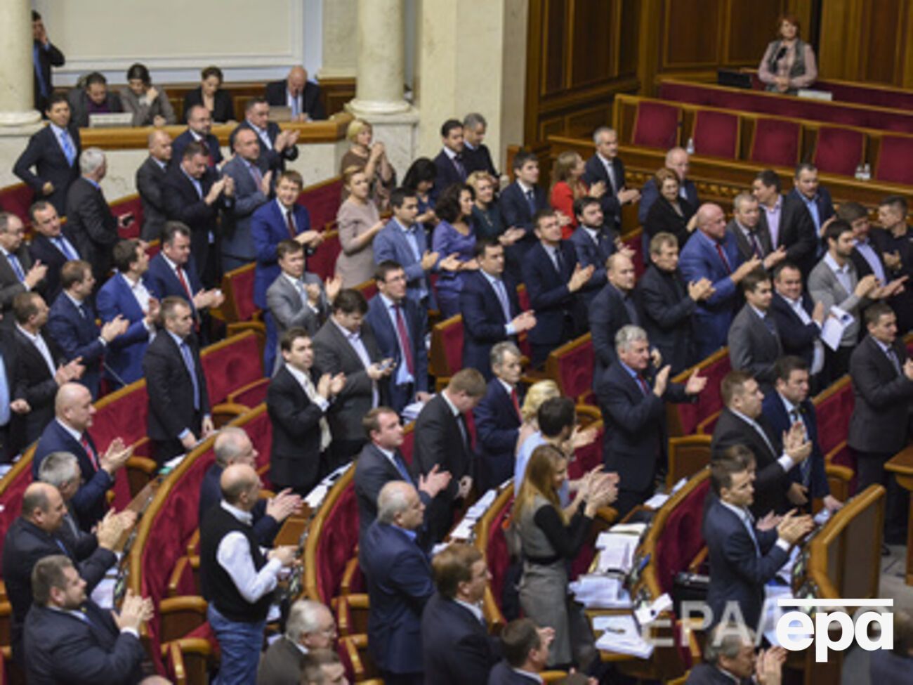 Законы вступят в силу 1 января 2015 года со дня их опубликования