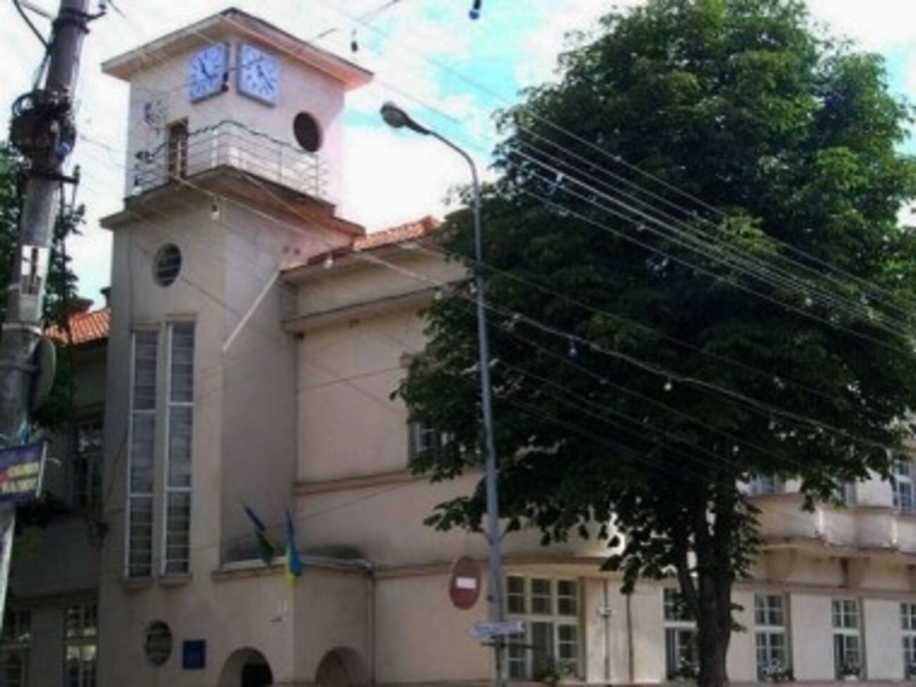 На место происшествия выехала следственно-оперативная группа