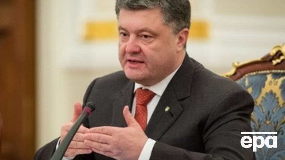 Порошенко сообщил о заключении прямых договоров о поставках электроэнергии