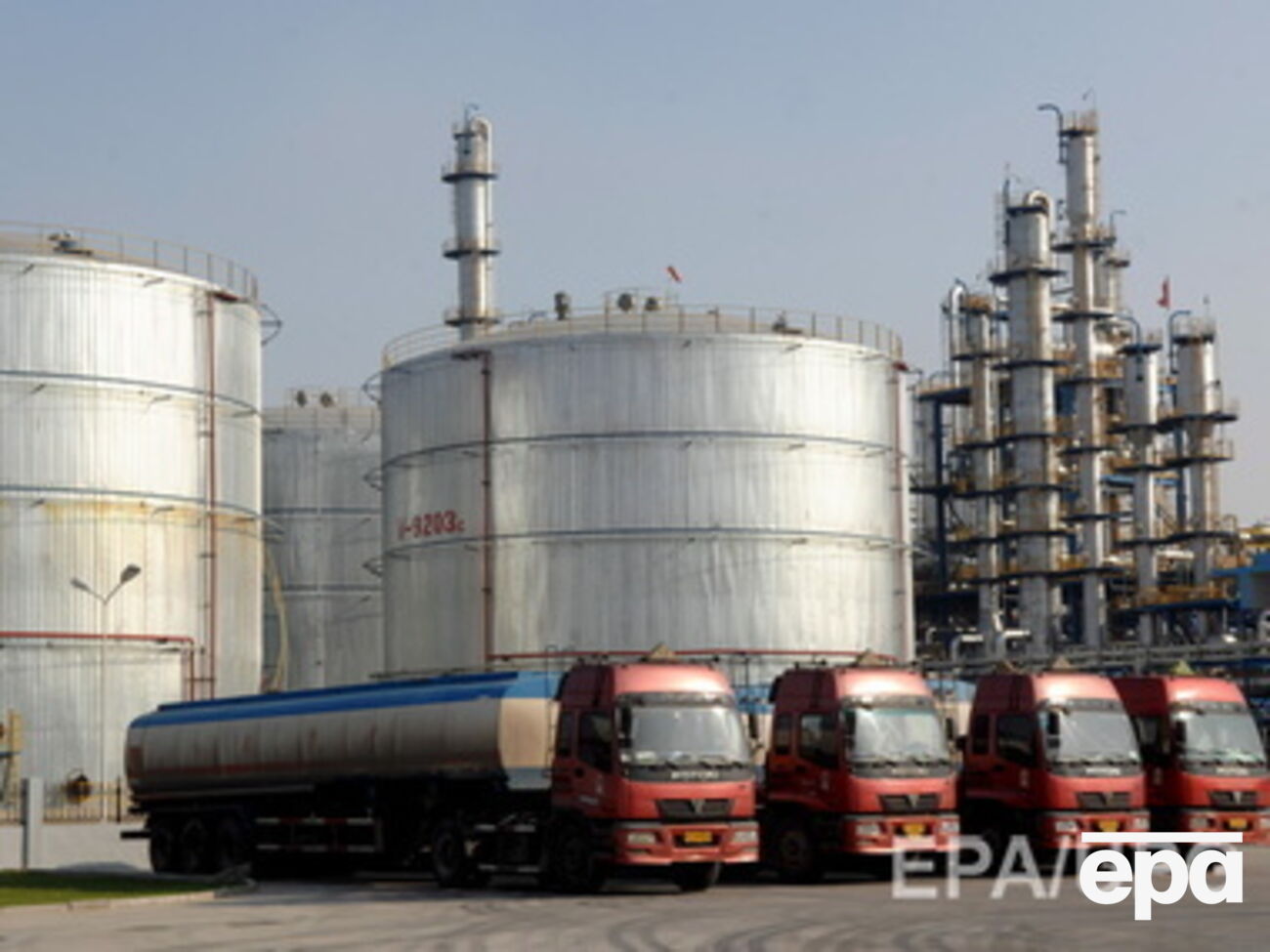 Цена нефти Brent обновила пятилетний минимум