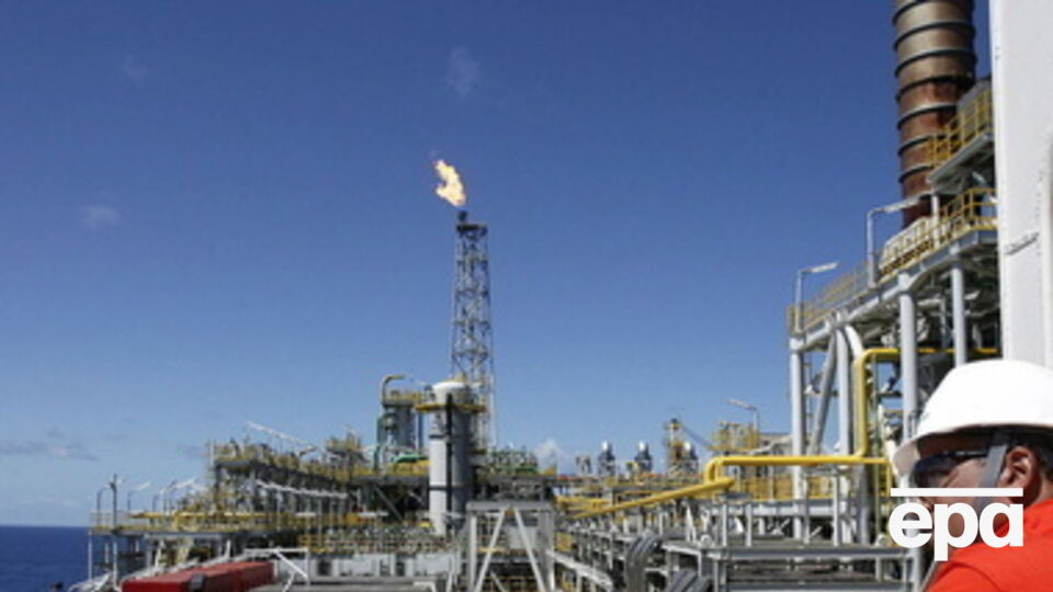 Нефть снова дорожает