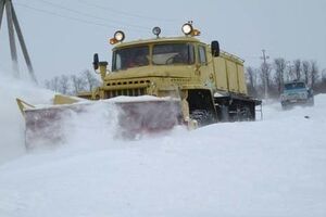 Работы по расчистке дорог от снежного покрова продолжаются