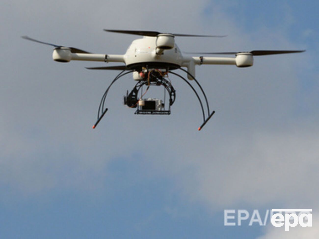 Разведку над Мариуполем проводят беспилотники