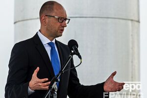 Яценюк рассказал о том, как будет проходить отопительный сезон на Донбассе