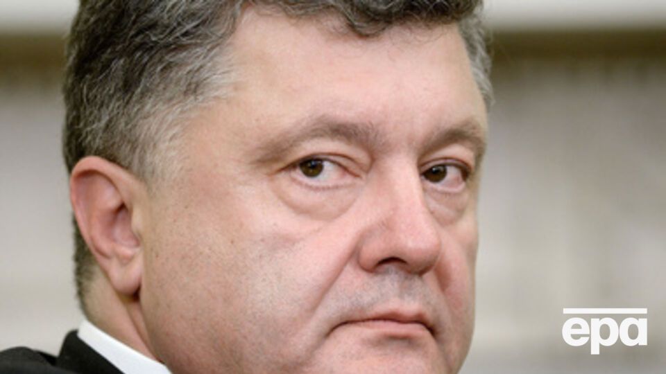 Порошенко подписал закон об отказе Украины от внеблокового статуса