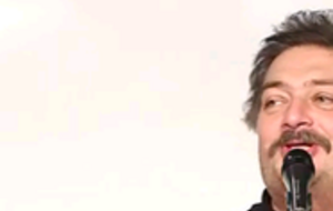 Быков пришел на Манежную площадь поддержать Навального