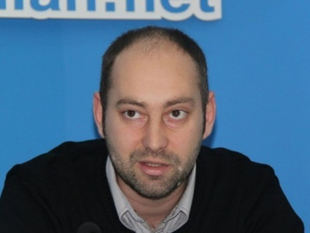 В "Правом секторе" считают, что вся гуманитарная помощь все равно попадает в руки боевиков