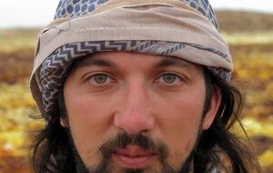 На странице Романа Немучинского в Facebook указано, что он родом из Днепропетровска