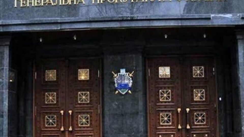 Военный прокурор закрыл уголовное дело за взятку