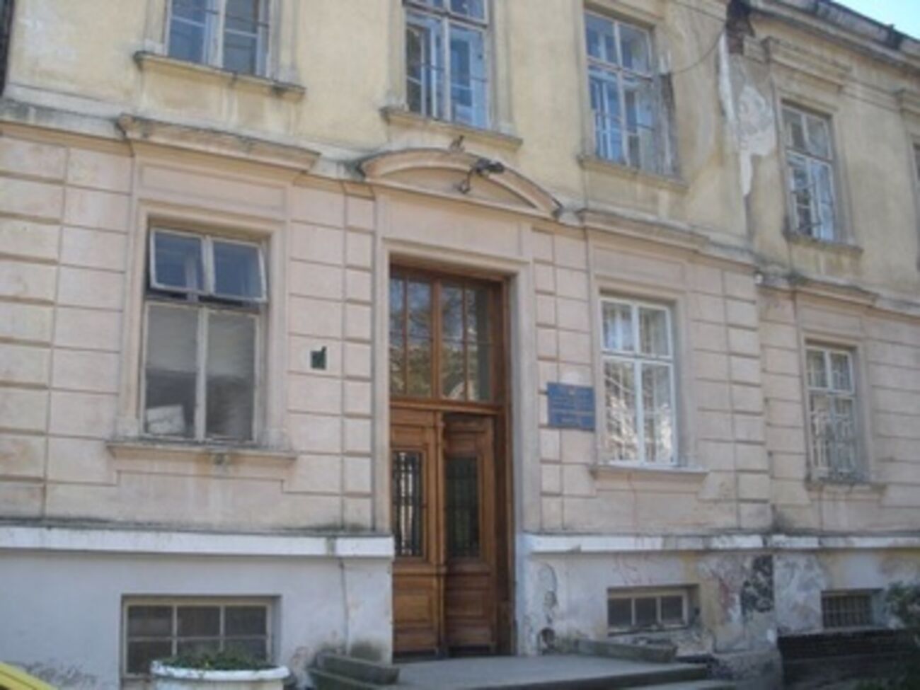 Сообщение о минировании львовской психбольницы поступило в 23.45 3 декабря