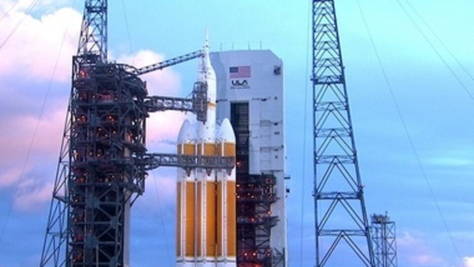 Полет "Ориона" переносили четыре раза