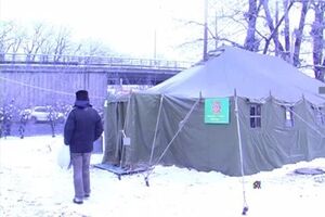 В Киеве уже действуют 10 мобильных пунктов обогрева, которые установили спасатели