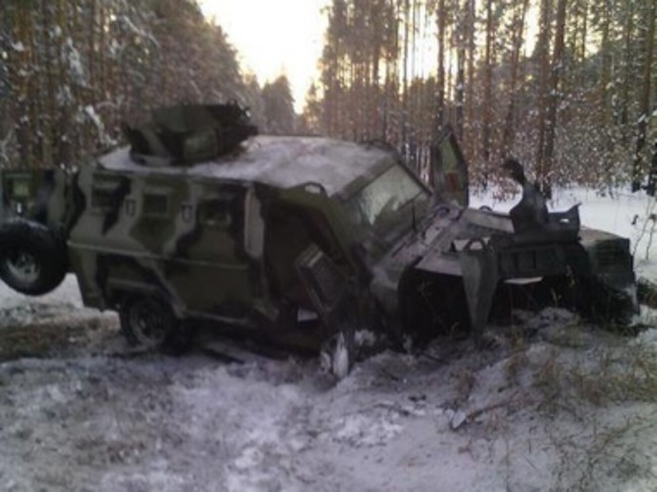 "КрАЗ Кугуар" после попадания управляемого фугаса