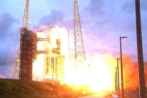 Первые два теста прошли успешно и сейчас ракета Delta 4, на которой располагается капсула, находится на орбите