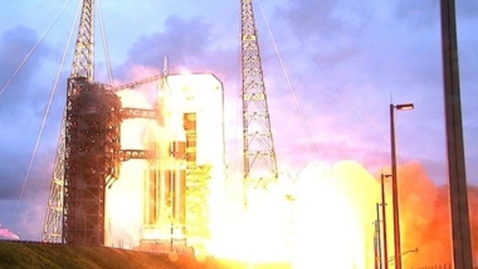 Первые два теста прошли успешно и сейчас ракета Delta 4, на которой располагается капсула, находится на орбите