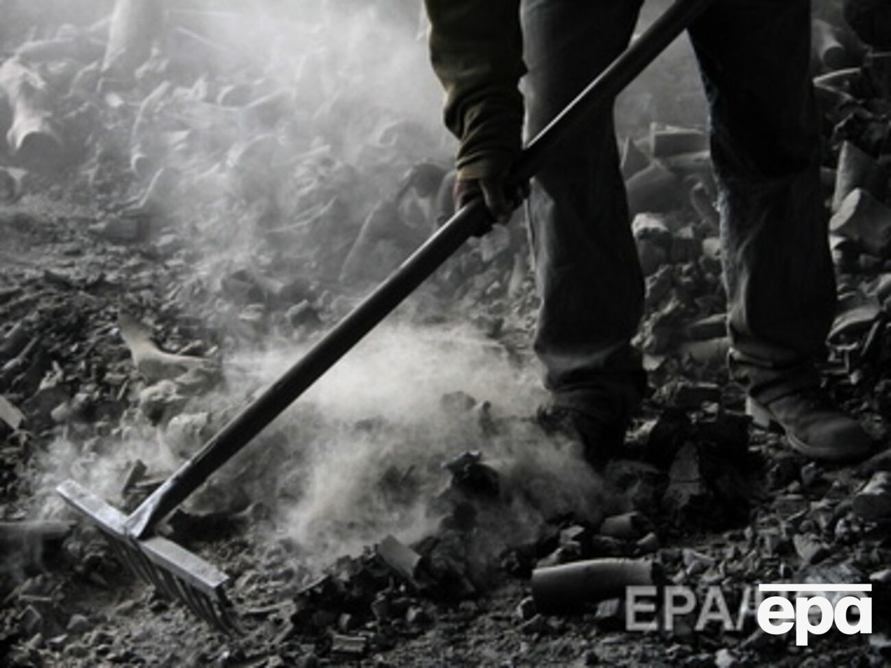 Правительство рассчитывает с понедельника наладить поставки угля из зоны АТО