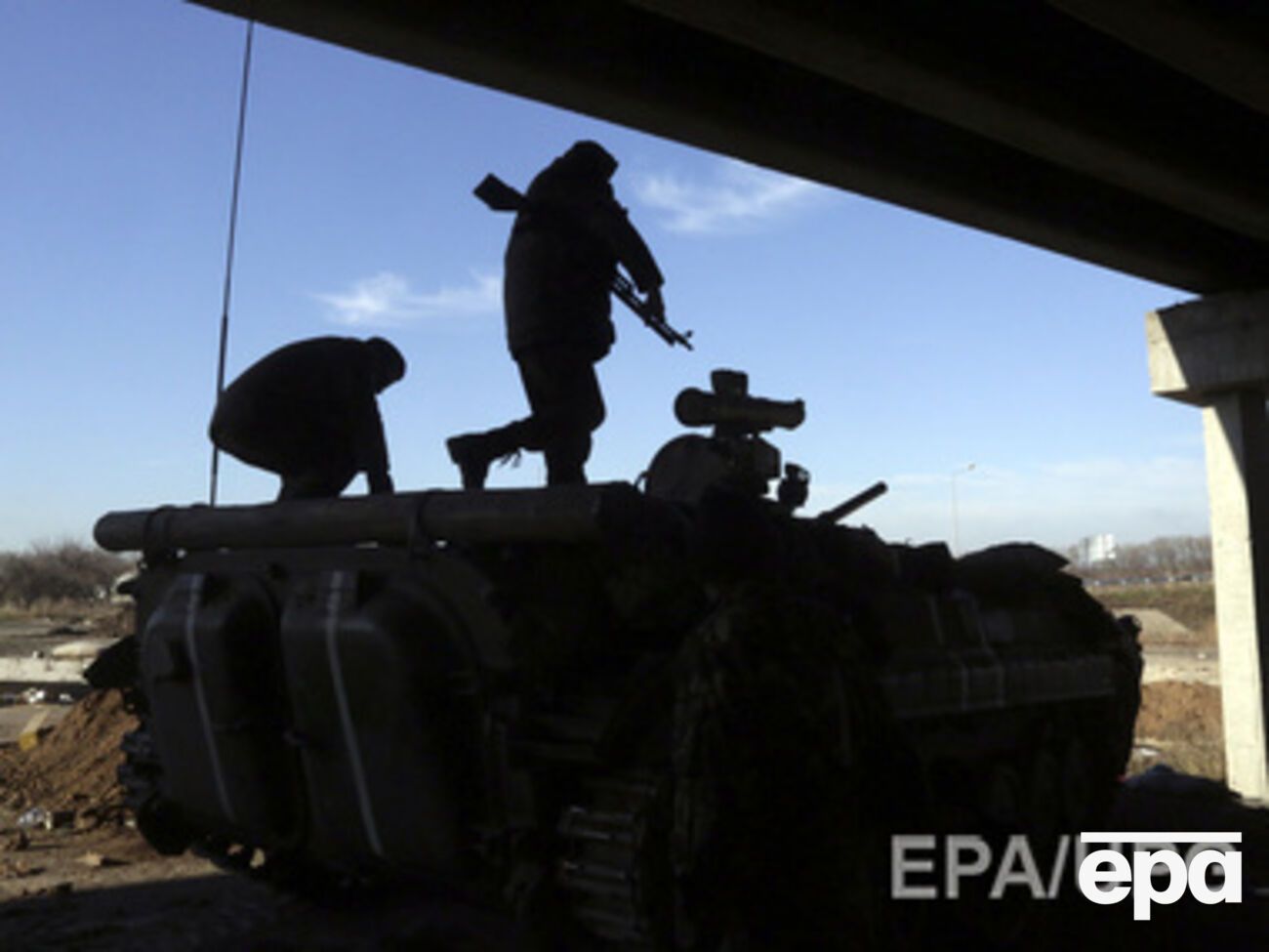 Бои за донецкий аэропорт идут более шести месяцев