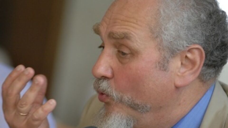 Professor Zubov thinks that because of the problems inside Russia, the agression in Ukraine could be less strong