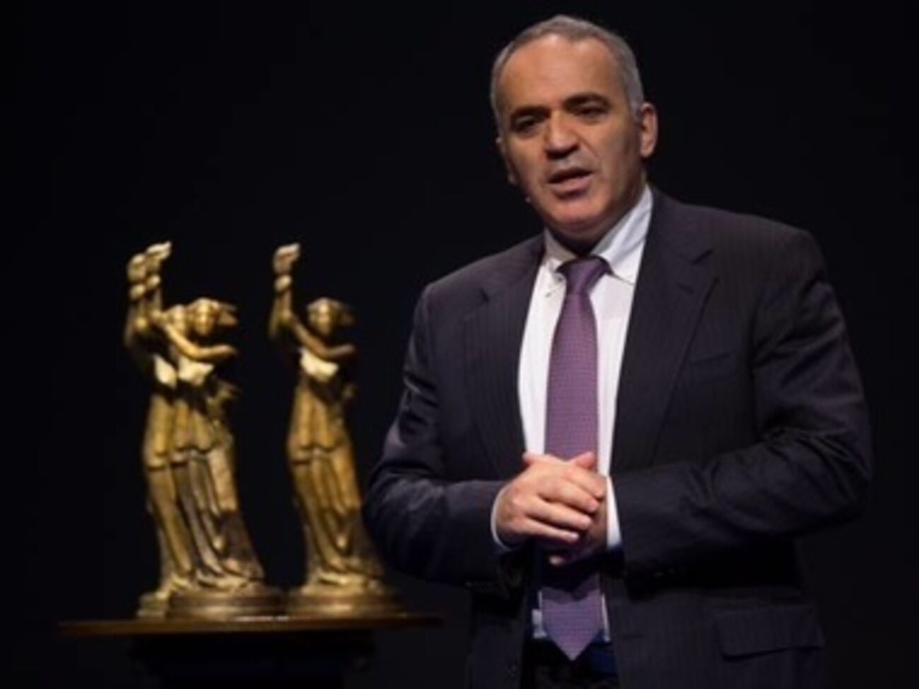 Garry Kasparov: There is nobody near Putin. He is alone