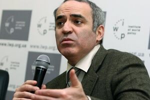 Экономический кризис в России уничтожит мнимый мир на Кавказе, считает Каспаров