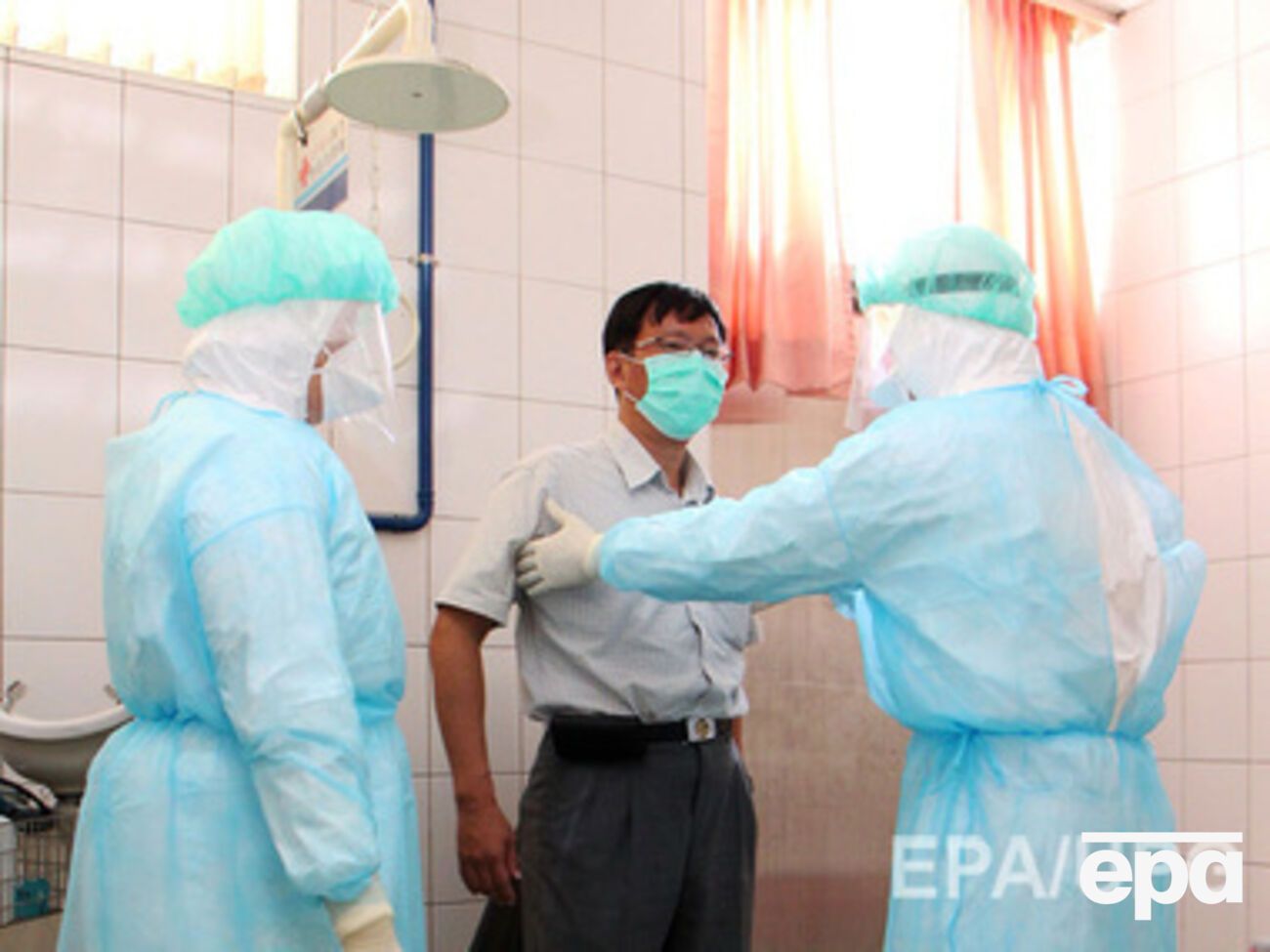 От вируса Эбола продолжают погибать люди