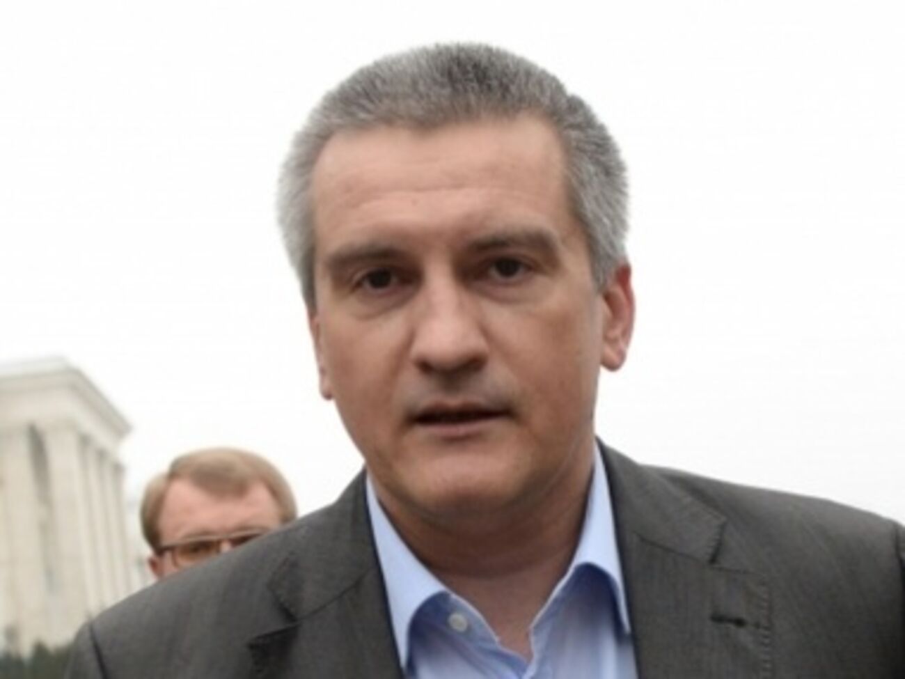 Аксенов поручил проверить бомбоубежища