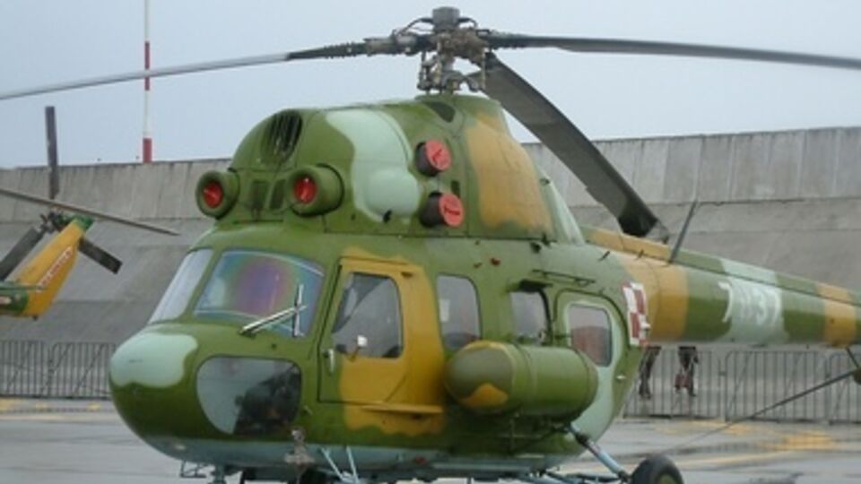 Вертолет Ми-2