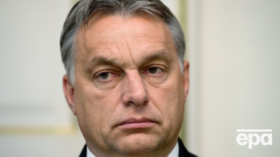 Партия Виктора Орбана начала терять поддержку