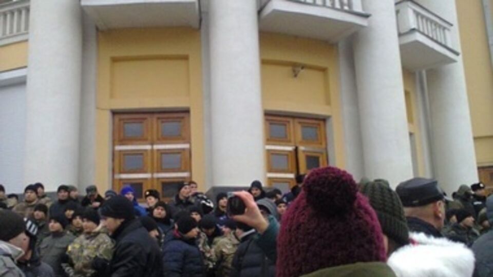 В Виннице протестуют против отставки главы облсовета