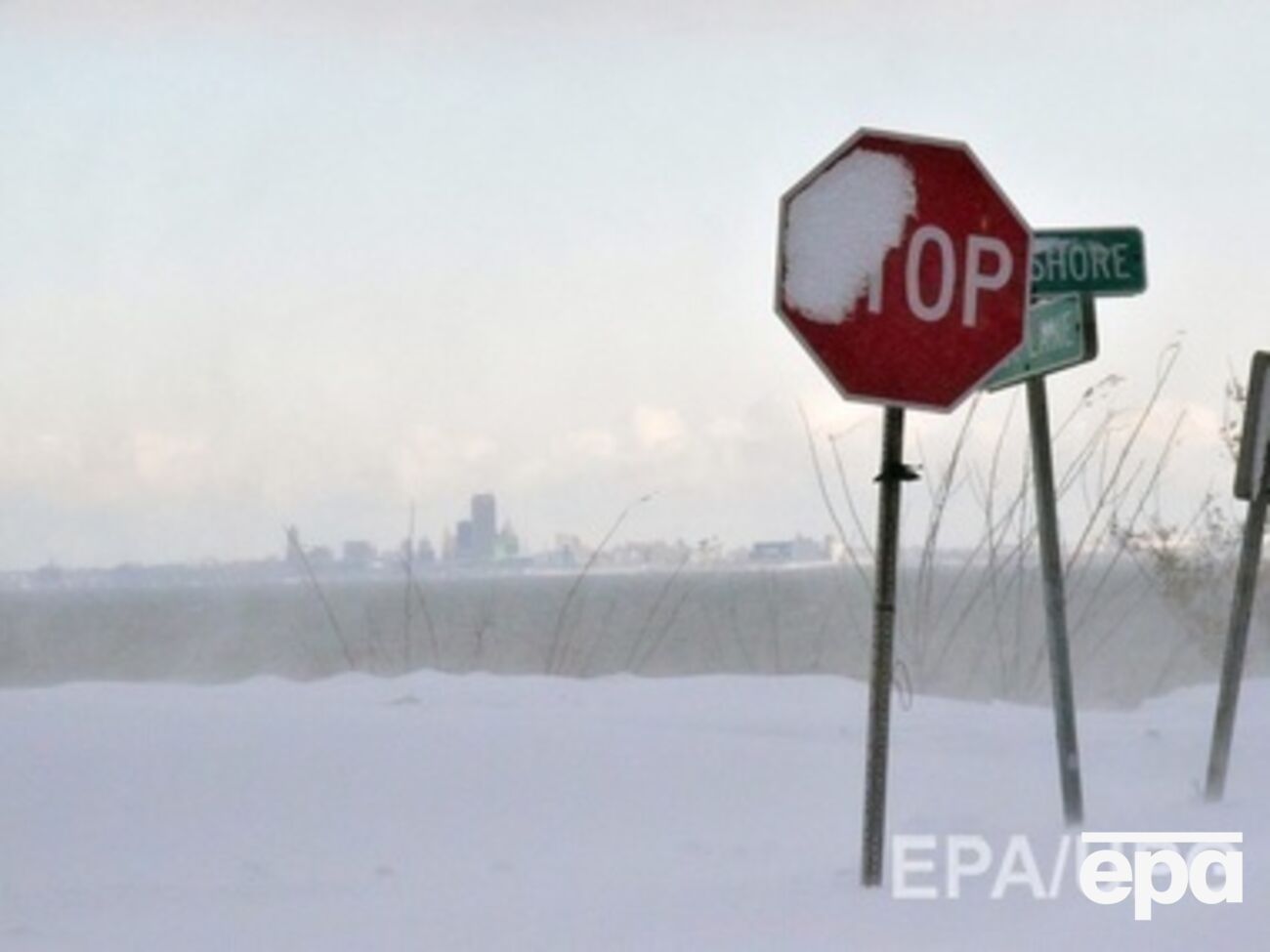 На севере континента ожидаются штормовой ветер и сильные осадки